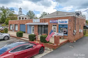 40 E Mills St, Columbus, NC 28722 - Photo 1