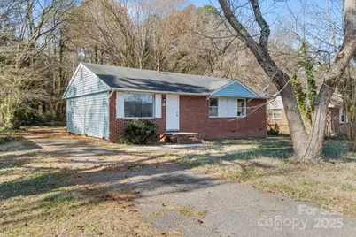 3030 Crawford Avenue, Gastonia, NC 28052 - Photo 1