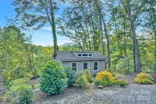 7 Hearthstone Ln, Landrum, SC 29356 - Photo 22