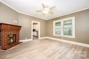 208 Forest St, Clover, SC 29710 - Photo 4