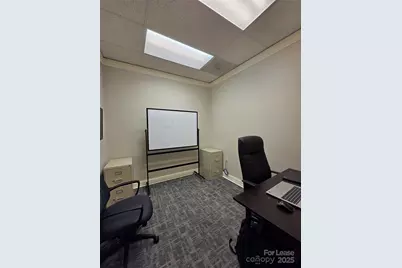 3121 Springbank Lane, Charlotte, NC 28226 - Photo 18