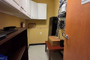 3121 Springbank Ln, Charlotte, NC 28226 - Photo 10