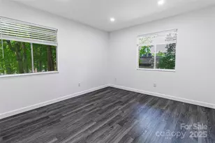 338 Orchard Trace Ln, Charlotte, NC 28213 - Photo 8