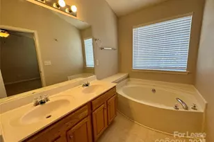 316 Langhorne Dr, Mount Holly, NC 28120 - Photo 16