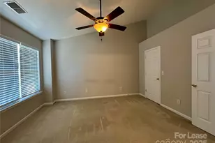 316 Langhorne Dr, Mount Holly, NC 28120 - Photo 14