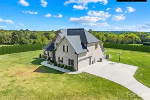 895 Oak Ridge Farms Circle, Newton, NC 28658 - Photo 6