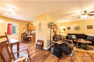 1324 39th St SW, Hickory, NC 28602 - Photo 6