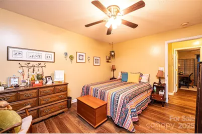 1324 39th Street SW, Hickory, NC 28602 - Photo 22