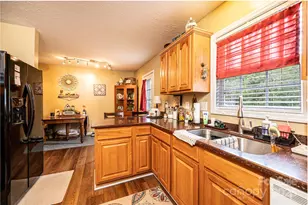 1324 39th St SW, Hickory, NC 28602 - Photo 10