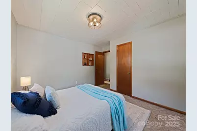 84 S Hill Street, Waynesville, NC 28786 - Photo 18