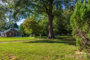 508 N 1st Ave, Maiden, NC 28650 - Photo 6