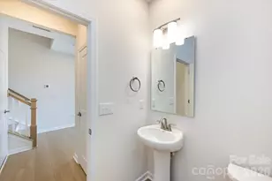 3013 Circles End, Charlotte, NC 28226 - Photo 6