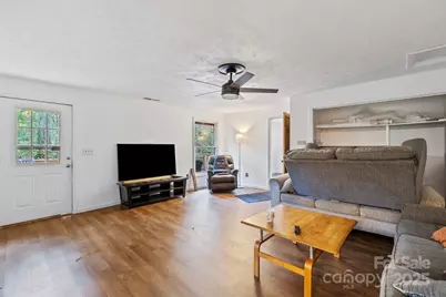 1196 N Country Club Road, Brevard, NC 28712 - Photo 30