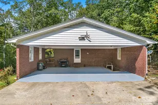 679 Solomon Jones Rd, Cedar Mountain, NC 28718 - Photo 18