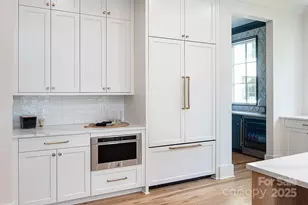 1214 S Kings Dr, Charlotte, NC 28207 - Photo 6