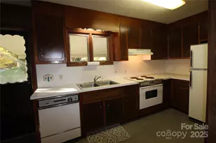 2714 Indian Trail, Lenoir, NC 28645 - Photo 12