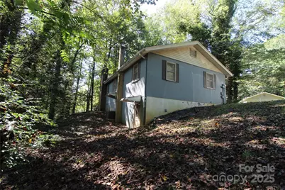 2714 Indian Trail, Lenoir, NC 28645 - Photo 36