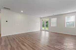 9110 Buckley Ct, Charlotte, NC 28269 - Photo 8