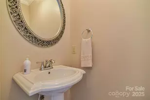 90 High Lake Dr, Nebo, NC 28761 - Photo 16