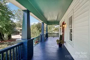 31 Oakwood St, Asheville, NC 28806 - Photo 6