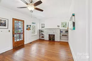 31 Oakwood St, Asheville, NC 28806 - Photo 8