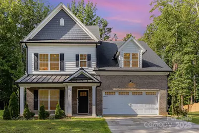 7725 Shalom Drive, Charlotte, NC 28216 - Photo 20