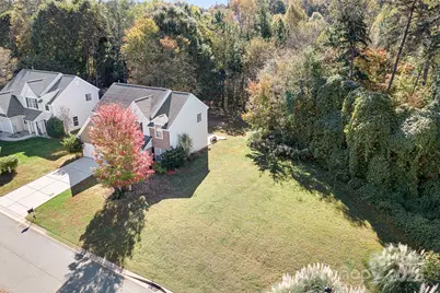 171 Vance Crescent Drive, Mooresville, NC 28117 - Photo 2