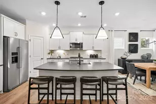 5835 Stewarts Lndg Rd, Charlotte, NC 28215 - Photo 2