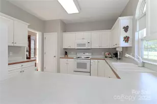 127 Players Park Cir, Statesville, NC 28677 - Photo 12