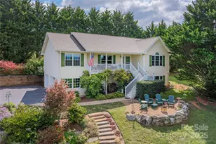 27 Worthington Ln, Weaverville, NC 28787 - Photo 1