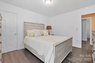 2018 Lasalle St, Charlotte, NC 28216 - Photo 20