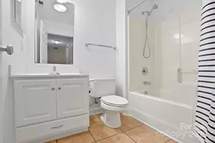 2018 Lasalle St, Charlotte, NC 28216 - Photo 28