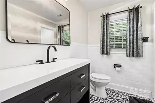 616 Coulwood Dr, Charlotte, NC 28214 - Photo 18