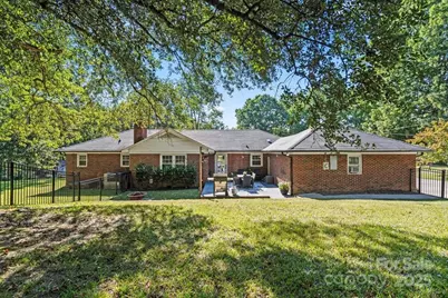 616 Coulwood Drive, Charlotte, NC 28214 - Photo 20