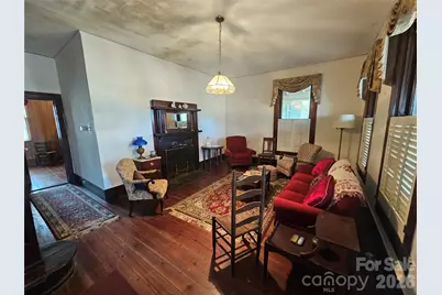 711 Chesterfield Avenue, Lancaster, SC 29720 - Photo 8