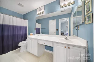 10919 Holly Ridge Blvd, Charlotte, NC 28216 - Photo 18