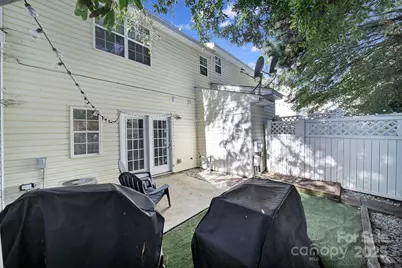 10919 Holly Ridge Boulevard, Charlotte, NC 28216 - Photo 26