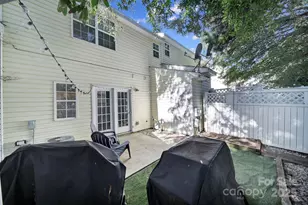 10919 Holly Ridge Blvd, Charlotte, NC 28216 - Photo 26