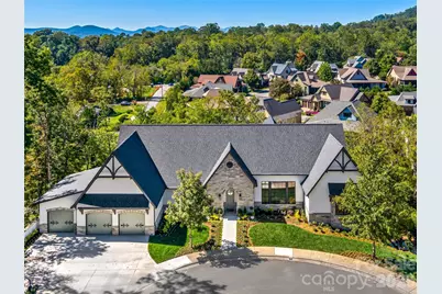21 Evian Court, Asheville, NC 28804 - Photo 2