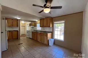 29 E Mitchell St, Old Fort, NC 28762 - Photo 16