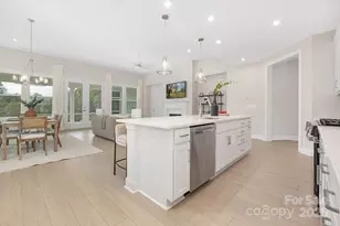 1074 Wylie Fls Ln, York, SC 29745 - Photo 10