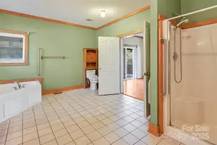 80 Oak Meadow Ln, Hendersonville, NC 28792 - Photo 16