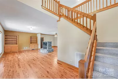 80 Oak Meadow Lane, Hendersonville, NC 28792 - Photo 18