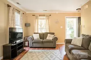 2017 Coatsdale Ln, Matthews, NC 28104 - Photo 8