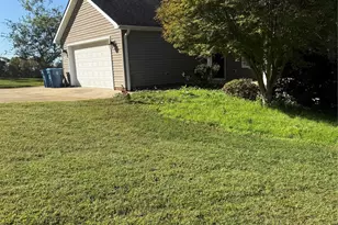 638 Lackey Mountain Rd, Hiddenite, NC 28636 - Photo 2