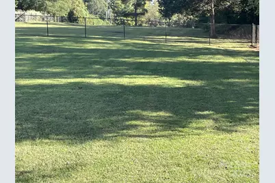 232 E Gold Street, New London, NC 28127 - Photo 16