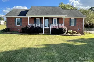 232 E Gold St, New London, NC 28127 - Photo 1