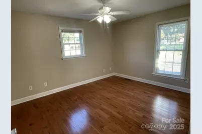 232 E Gold Street, New London, NC 28127 - Photo 12