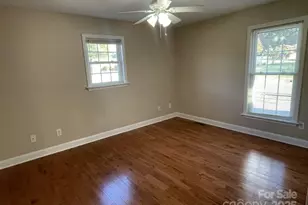 232 E Gold St, New London, NC 28127 - Photo 12