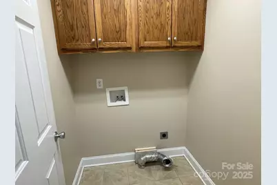 232 E Gold Street, New London, NC 28127 - Photo 14